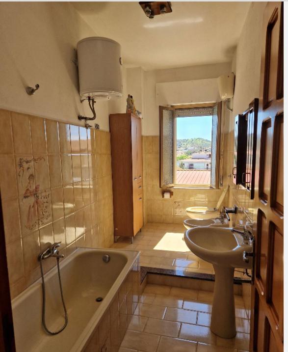 בארי סארדו Apartment Piras&Tascedda Ampio Appartamento Vicino Al Centro מראה חיצוני תמונה